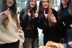 a5ecf94f-135a-402d-b9d5-9a9006ee7a94