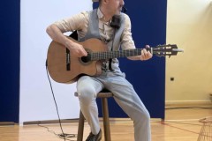 ad7a9432-3a11-4acb-9afd-49d45998cbd9