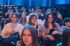 d9e64b17-0502-4ac0-bf2c-eb764de9ce07