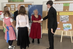 3182b8d8-43c5-47c5-8456-4407d36f4b4b