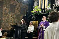 42526403-22a8-4da4-9c7c-abdcc9fadaec