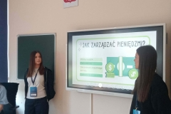 209c6155-63b2-46f5-b742-3aa5819811db